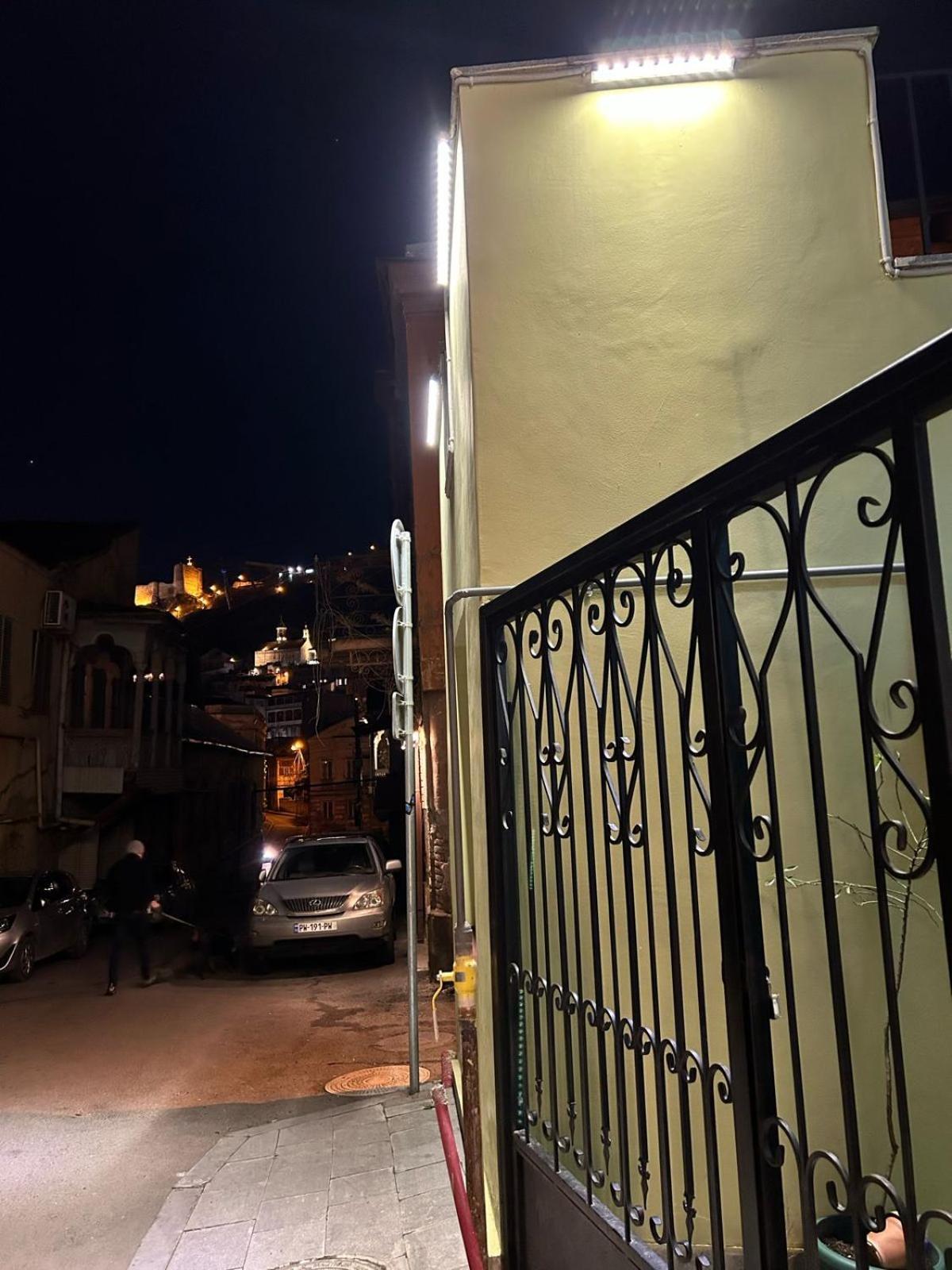 White Corner In Old Tbilisi Leilighet Eksteriør bilde